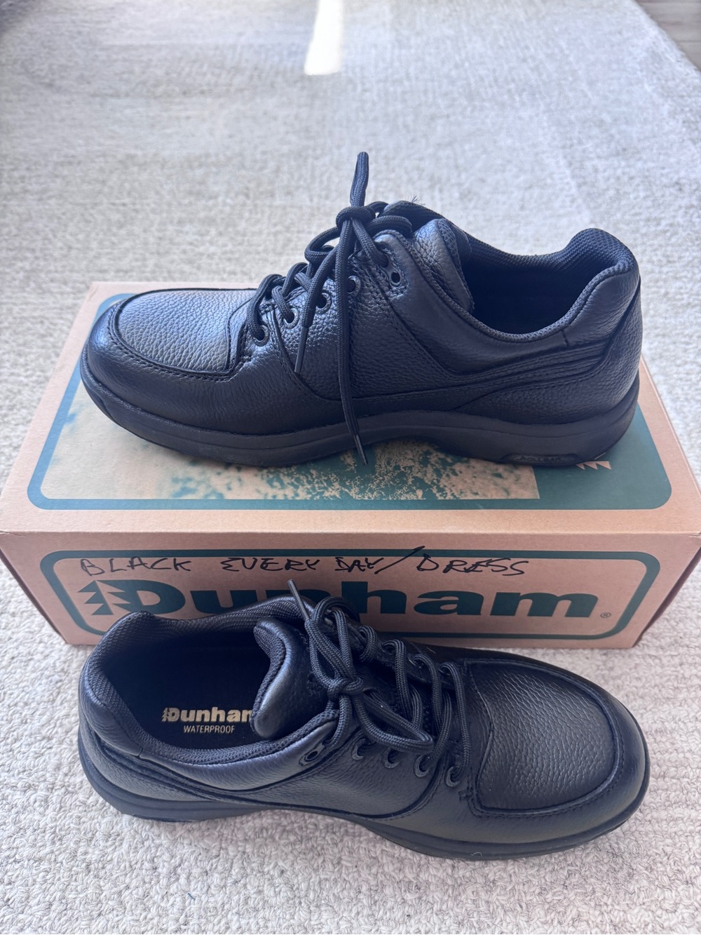 Dunham Men’s Waterproof Black Leather Comfort Shoes
